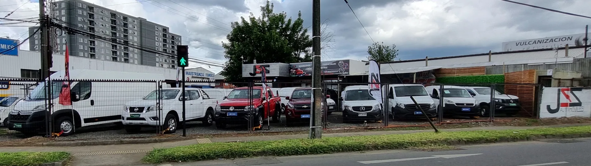 Local de JSS Automóviles en Bascuñán Santa María, Temuco